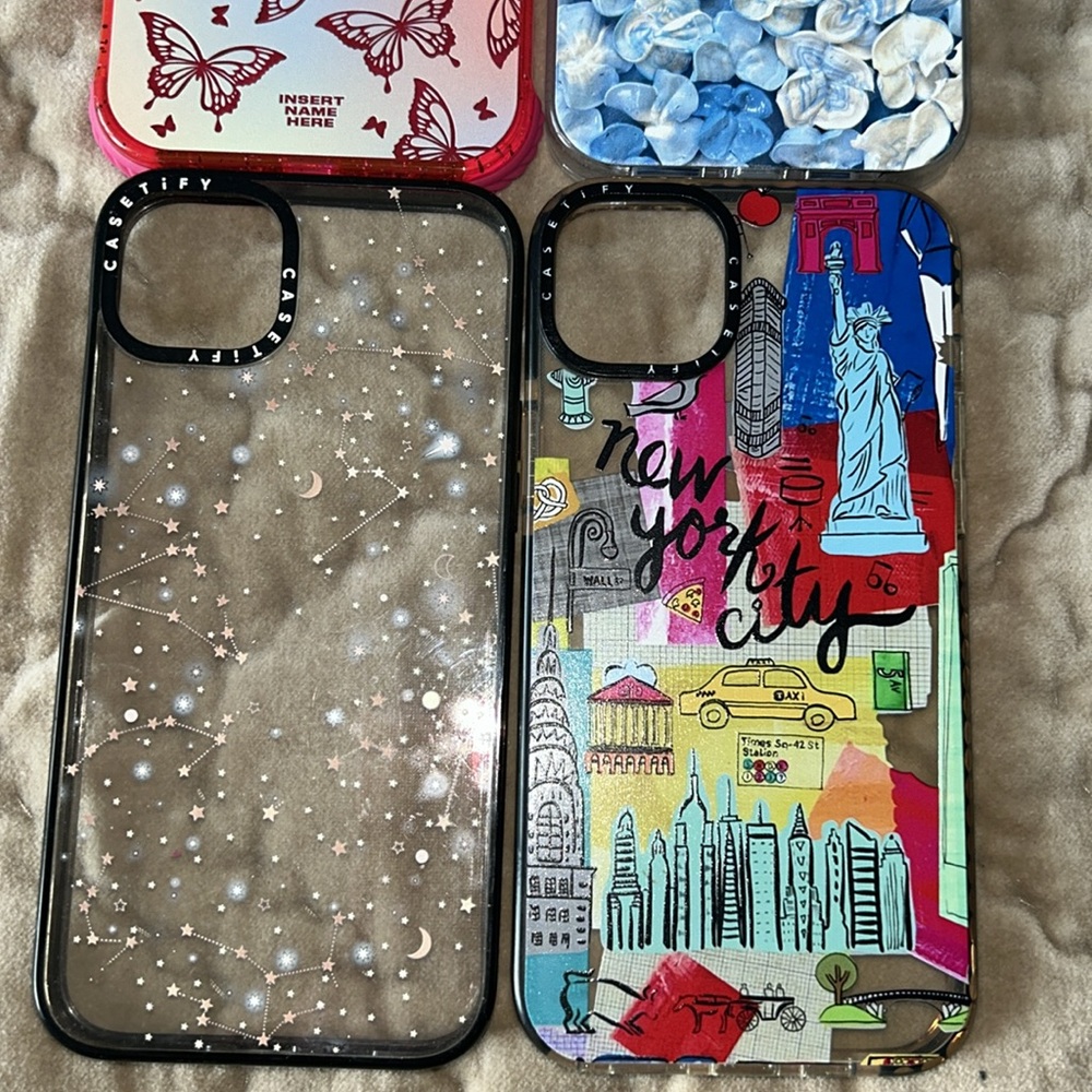 Casetify iPhone 14 plus cases a lot of four - Picture 4 of 4